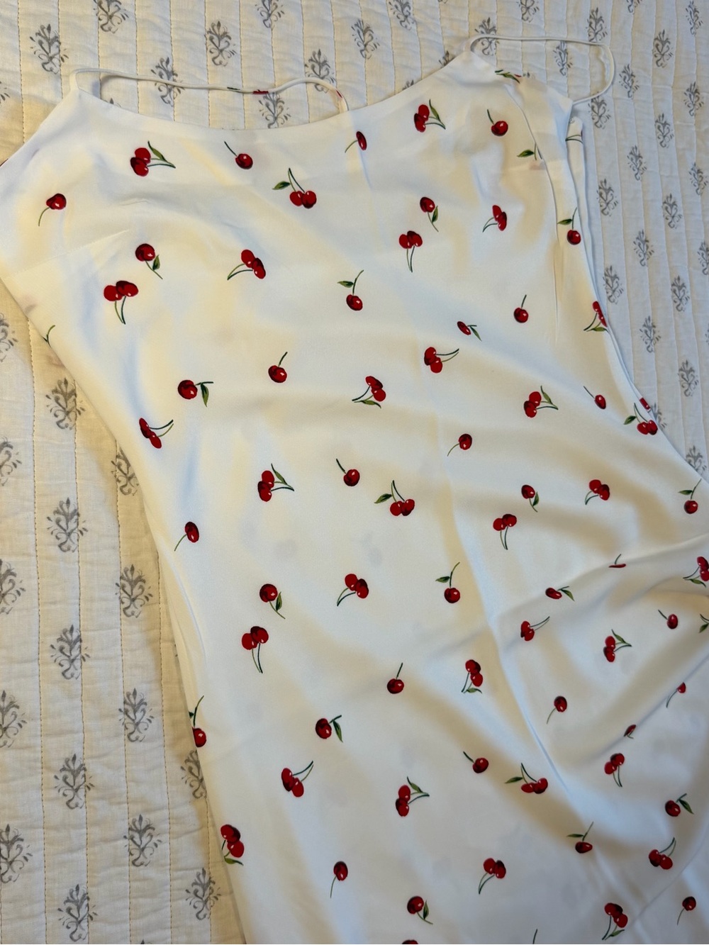 Abercrombie & Fitch Julia Cherry Print Slip Dress NWT Size L ๐ - Picture 4 of 6